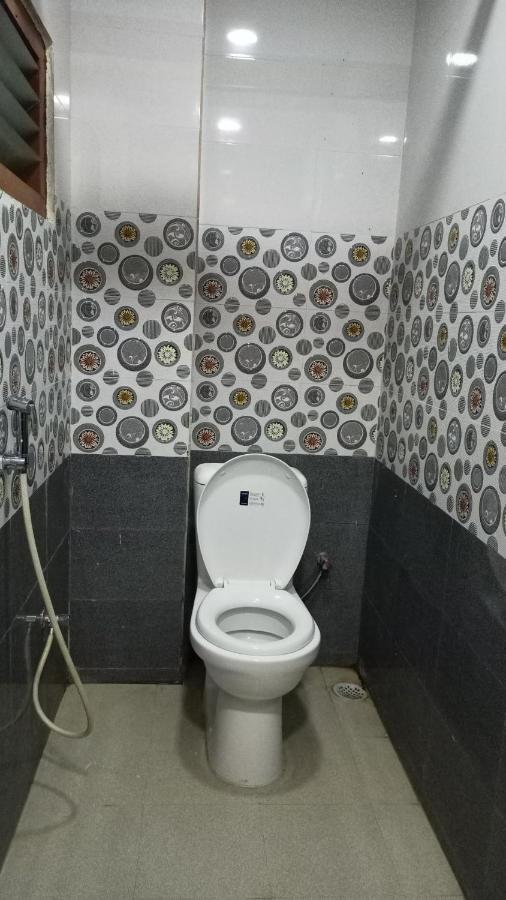 Aarthi Residency Hotel Karaikkudi Exterior photo